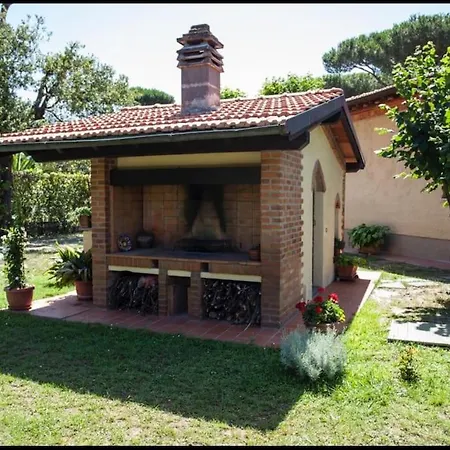 Hermitage A Dei Marmi ヴィラ *